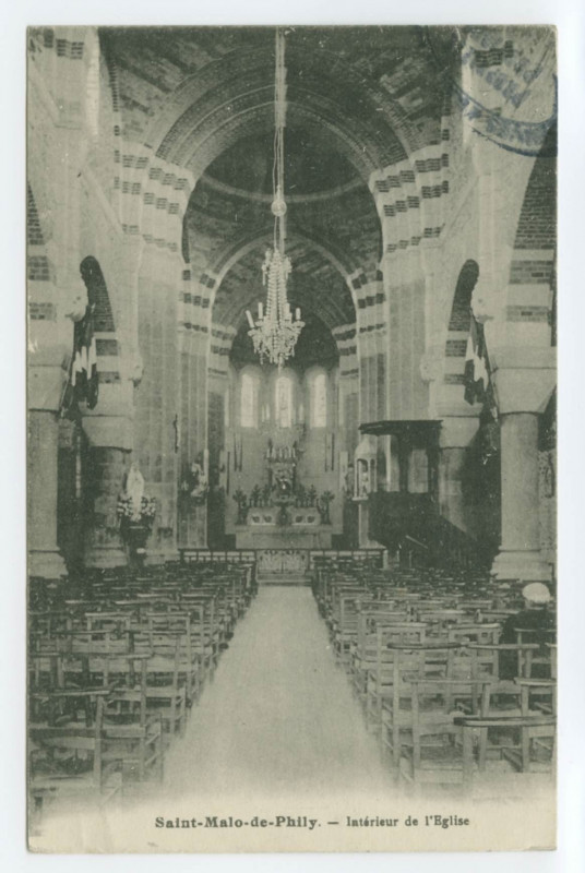 Carte postale ancienne Saint-Malo-De-Phily. - Intérieur de l'Eglise