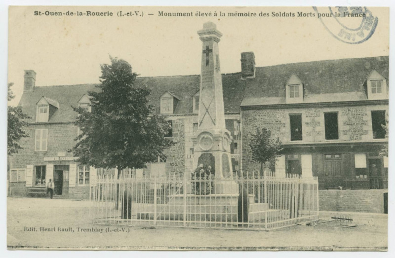 Carte postale ancienne St-Ouen-de-la-Rouerie (I.-et-V.) - Monument élevé à la mémoire des Soldats Morts pour la France.