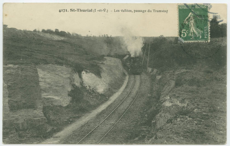 Carte postale ancienne 4171. Saint-Thurial (I.-et-V.) - Les Vallées, passage du Tramway.
