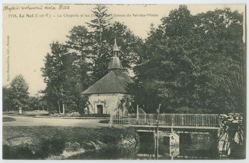 Carte postale ancienne 2198. Le Sel-de-Bretagne (I.-et-V.) - La Chapelle et les Douves du Château du Sel-des-Monts.