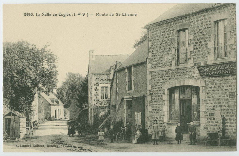 Carte postale ancienne 3490. La Selle-en-Coglès (I.-et-V.) - Route de St-Etienne.
