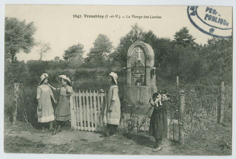 Carte postale ancienne 3847. Tremblay (I.-et-V.) -La Vierge des Landes