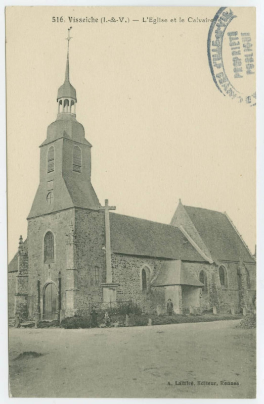 Carte postale ancienne 516. Visseiche (I.-et-V.) - L'Eglise et le Calvaire.