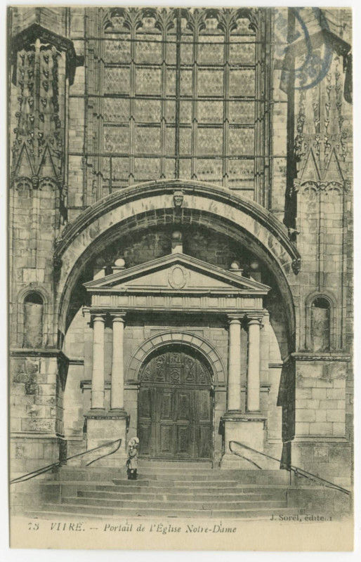 Carte postale ancienne 73. Vitre - Portail de l' Eglise Notre-Dame.