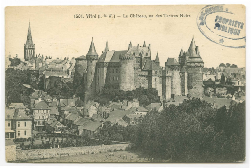 Carte postale ancienne 1501.-  Vitré (I.etV.) - Le chateau, vu des tertres Noirs.