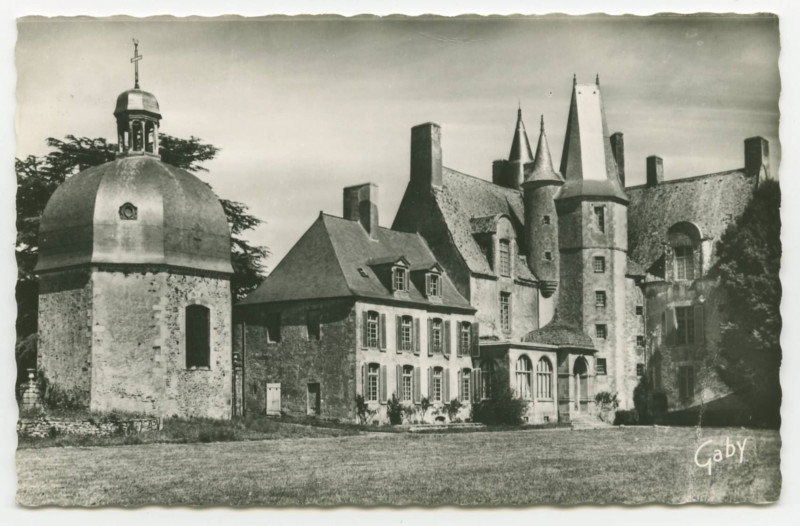 Carte postale ancienne 69 - Vitré (I.etV.)  Château des Rochers, propriété de M. le Comte de Ternay.