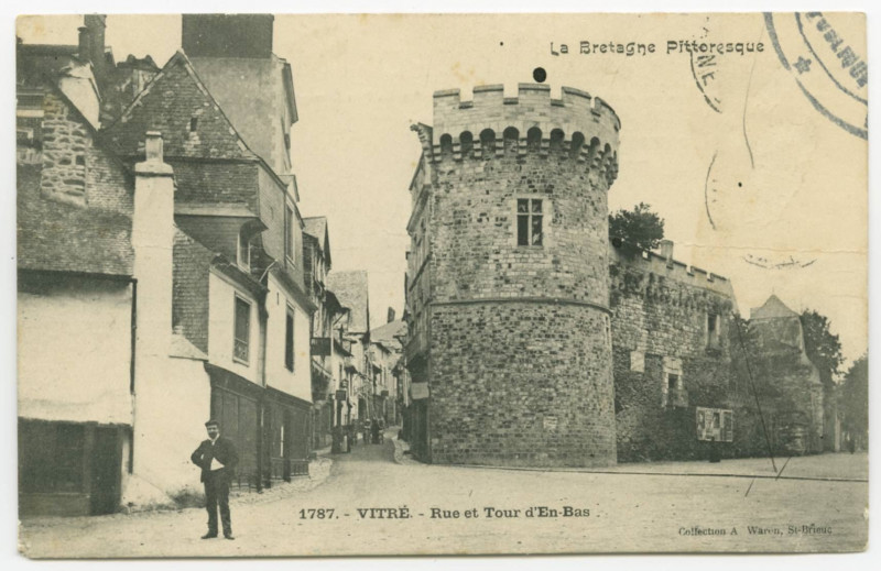 Carte postale ancienne 1787. Vitré - Rue et tour d'en bas.