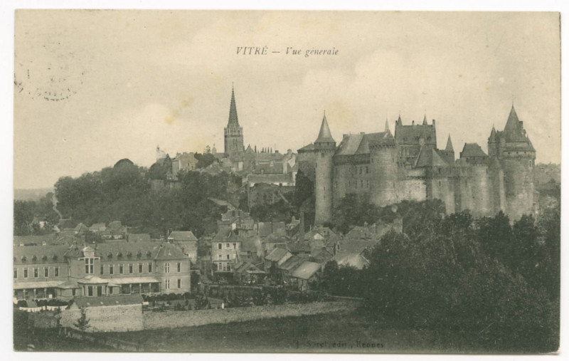 Carte postale ancienne Vitré .- Vue Generale.
