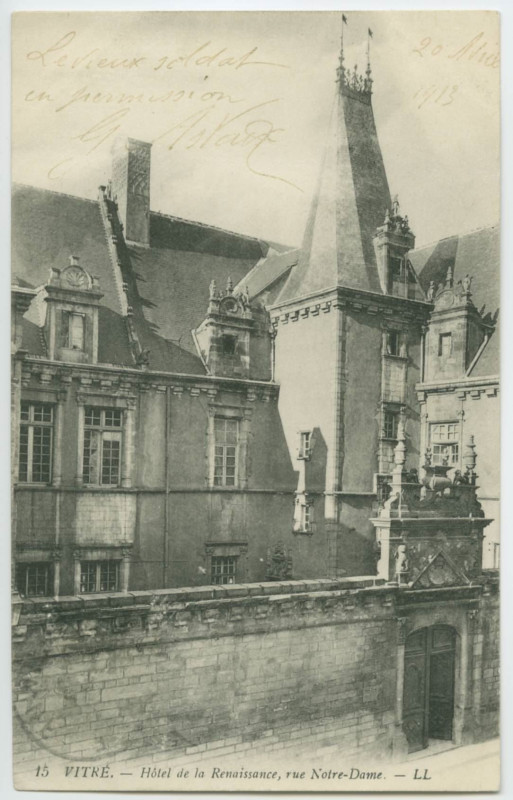 Carte postale ancienne 15.- Vitré  - Hôtel renaissance, Rue Notre-Dame. - Ll.