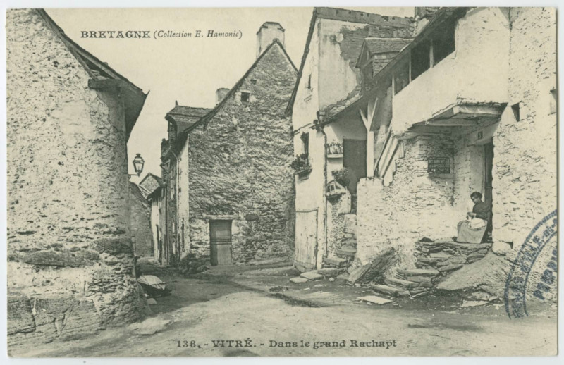 Carte postale ancienne 136. - Vitré (I.etV.) - Dans le grand Rachapt.