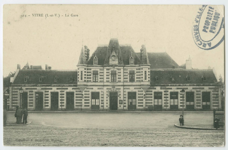 Carte postale ancienne 114. - Vitre. - La Gare.