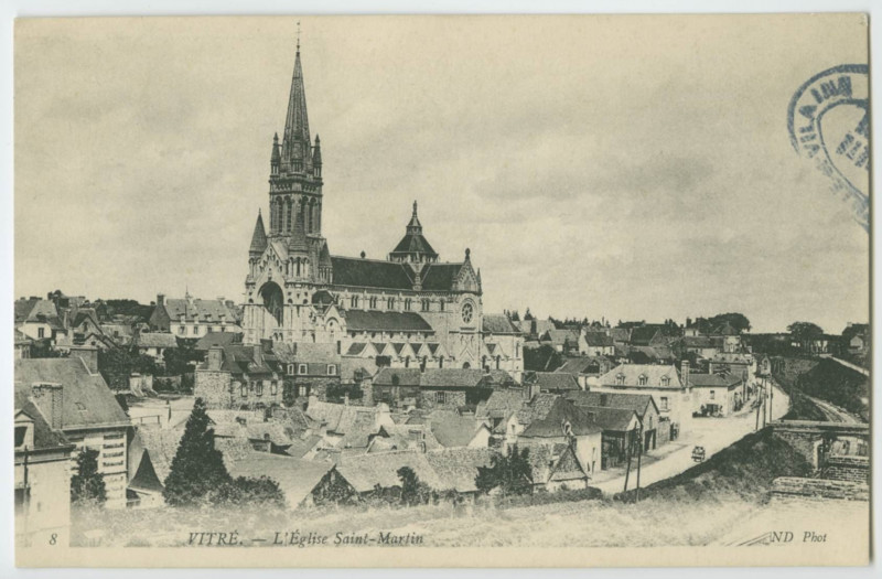 Carte postale ancienne Vitre. - L'Eglise Saint-Martin.