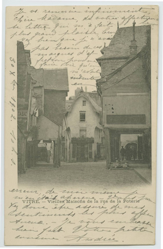 Carte postale ancienne Vitre. - Vieilles Maisons de la Rue de la Poterie