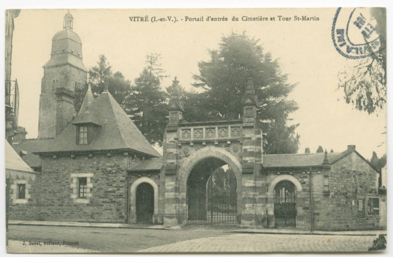 Carte postale ancienne Vitre (I.-et-V.).- Portail d'entrée du Cimetière et Tour St-Martin. St