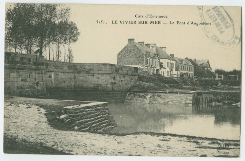 Carte postale ancienne Côte d'Emeraude. 3151. Le Vivier-Sur-Mer  (I.-et-V.) - Le Pont d'Angoulême.