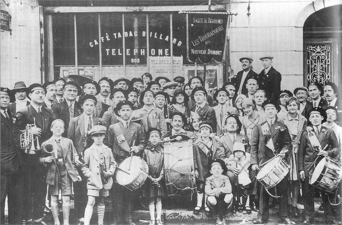 Carte postale ancienne Troubadours du Nouveau Domont