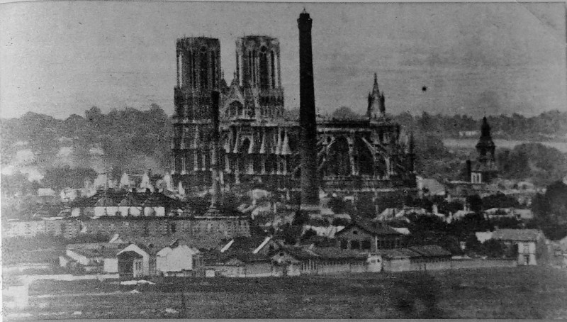 Carte postale ancienne Reims vue depuis l est 5300