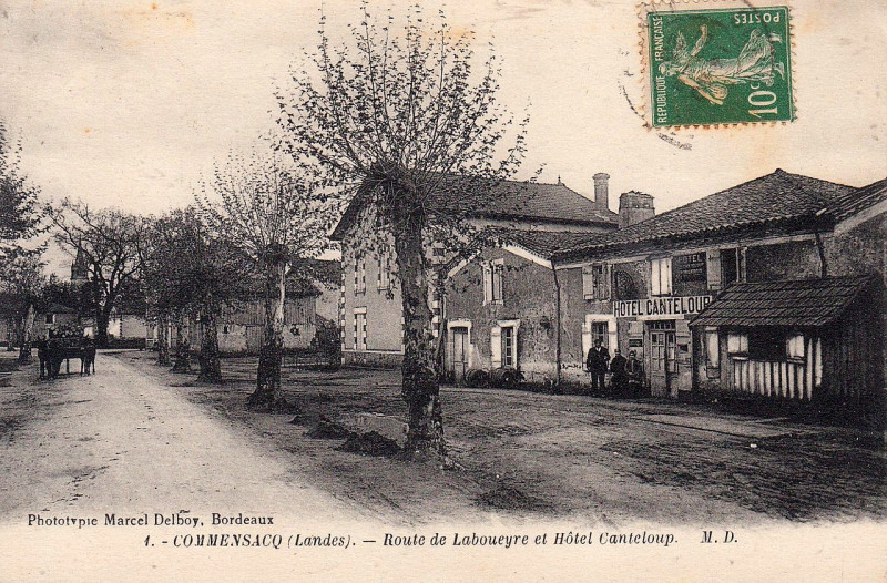 Carte postale ancienne Commensacq (Landes) - route de Laboueyre