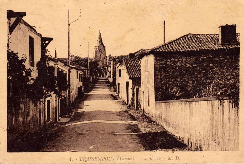 Carte postale ancienne Brassempouy (Landes) - Bourg
