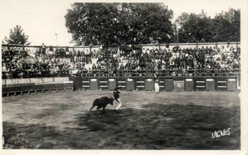 Carte postale ancienne Castets (Landes) – Corrida 2