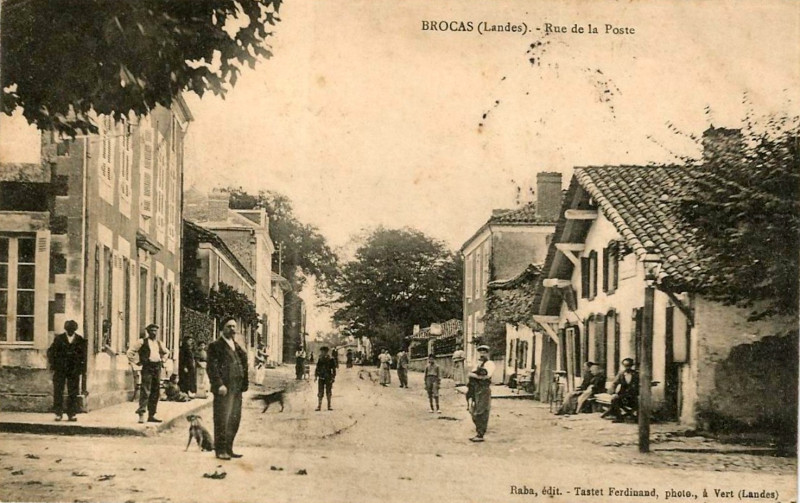 Carte postale ancienne Brocas (Landes) - avenue de la Poste 2
