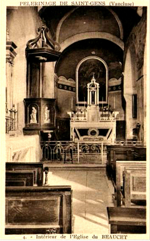 Carte postale ancienne Le Beaucet Intérieur de l'église