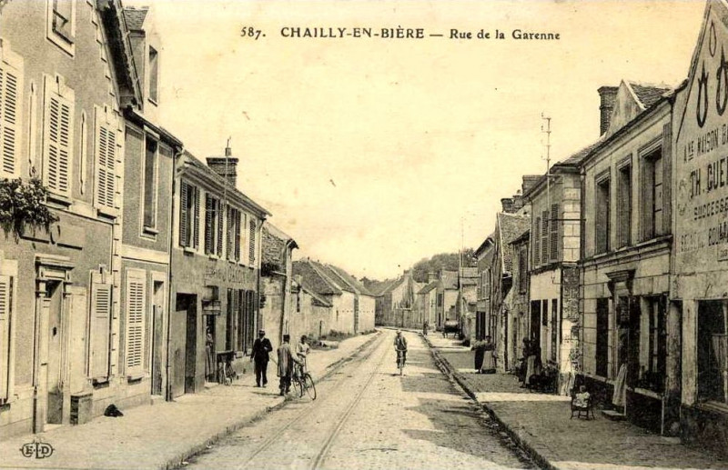 Carte postale ancienne Rue de la Garenne à Chailly-en-Bière