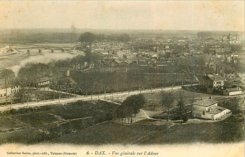 Carte postale ancienne Dax (Landes) - vue générale prise de la tour de Borda 5