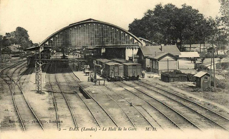 Carte postale ancienne Dax (Landes) - Gare 22
