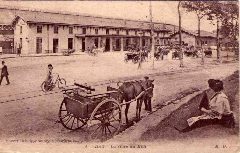 Carte postale ancienne Dax (Landes) - Gare 3