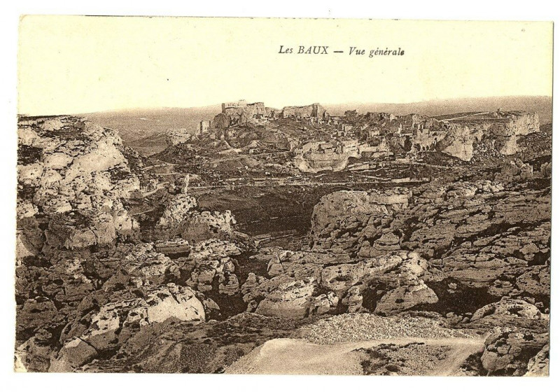 Carte postale ancienne Bouche du Rhône Les Baux Vue générale