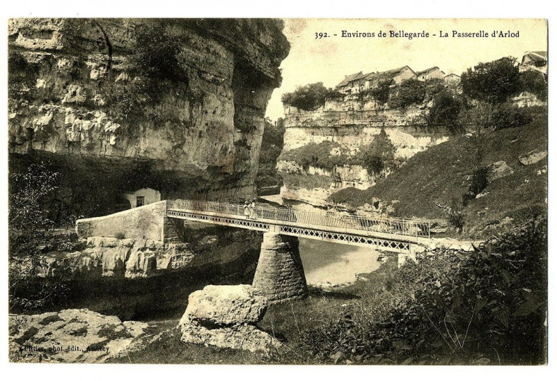 Carte postale ancienne Ain Environs de Bellegarde La Passerelle d' Arlod