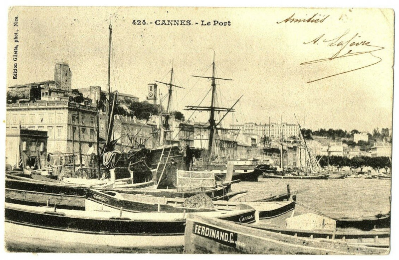 Carte postale ancienne Alpes-Maritimes Cannes Le Port à Cannes