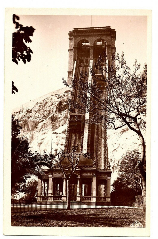 Carte postale ancienne Bouche du Rhône Marseille Ascenseur de N.D de la Garde carte-photo à Marseille