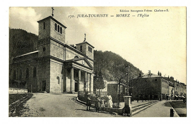 Carte postale ancienne Jura Morez l'Eglise animé