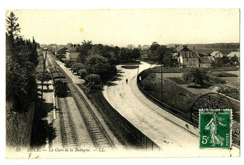 Carte postale ancienne Jura Dole La gare de la Bedugue à Dole