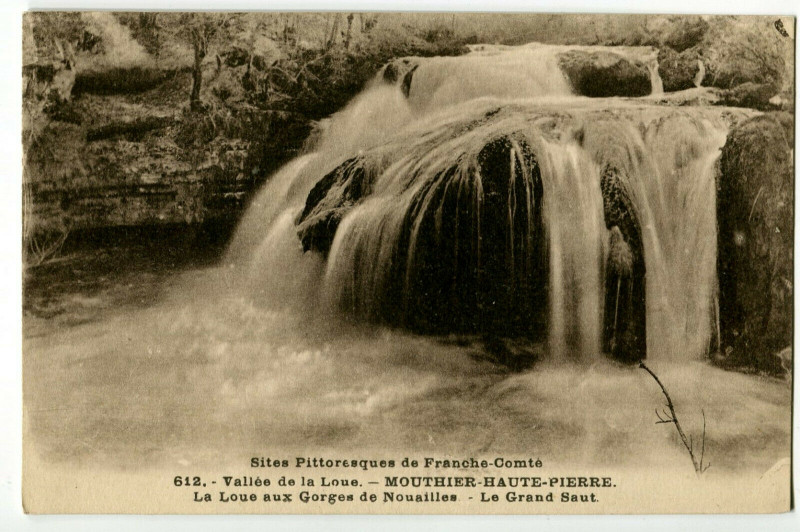 Carte postale ancienne Doubs Mouthier-Haute-Pierre La Loue aux Gorges de Nouailles Le Grand Saut à Doubs