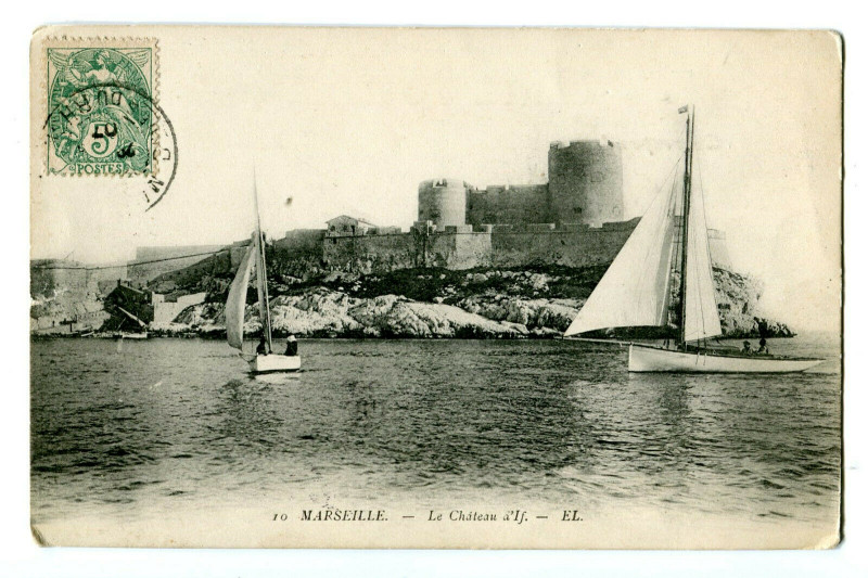 Carte postale ancienne Bouche-du-Rhône Marseille Chateau d'If animation à Marseille