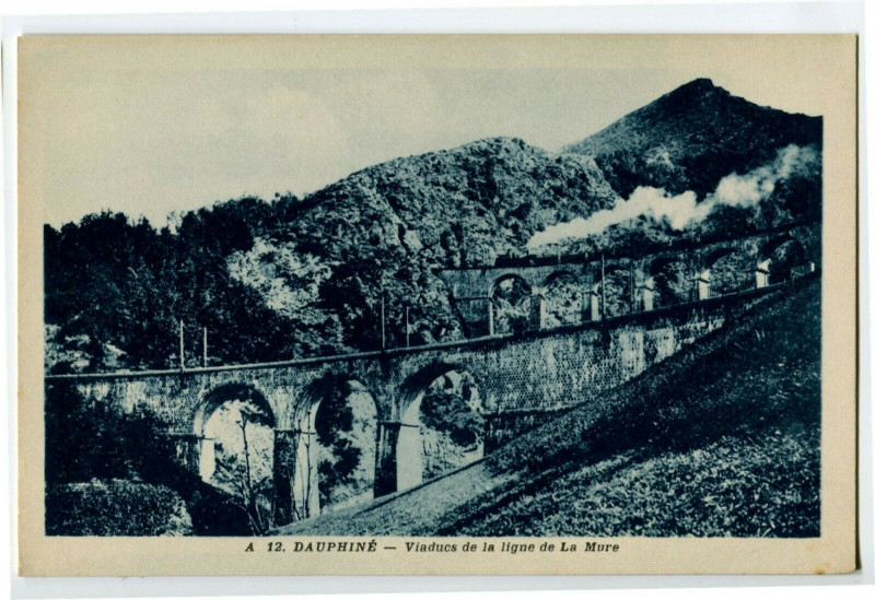 Carte postale ancienne Isère Viaducs de la Ligne de La Mure à La Mure