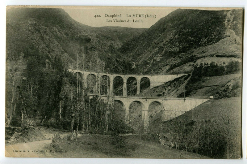 Carte postale ancienne Isère La Mure Viaducs de Loulla à La Mure