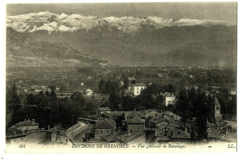 Carte postale ancienne Isère Sassenage Vue générale à Sassenage
