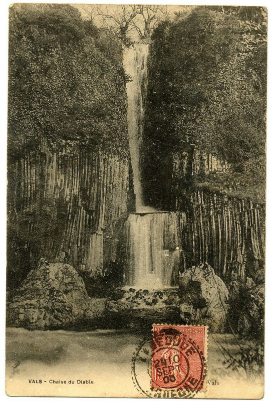 Carte postale ancienne Ardèche Vals La Chaise du Diable