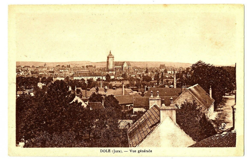 Carte postale ancienne Jura Dole Vue générale à Dole