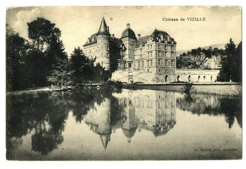 Carte postale ancienne Isère Château de Vizille à Vizille