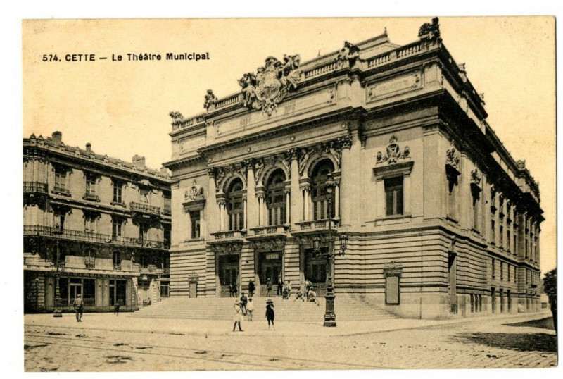 Carte postale ancienne Herault Sète Le théâtre Municipal animé à Sète
