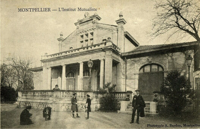 Carte postale ancienne Herault Montpellier L'Institut Mutualiste animé à Montpellier