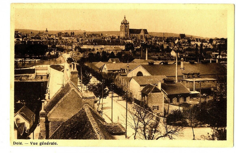 Carte postale ancienne Jura Dole Vue Générale à Dole