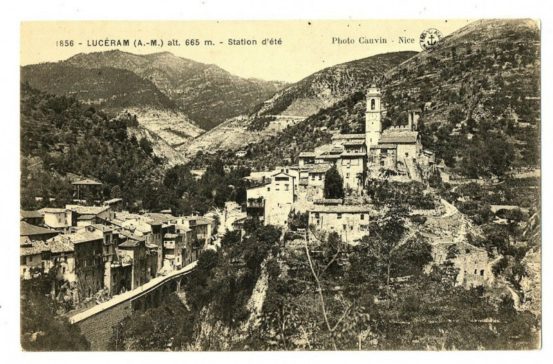 Carte postale ancienne Alpes-Maritimes Lucéram station d'été à Lucéram