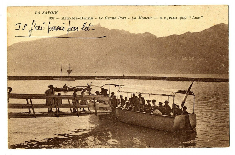 Carte postale ancienne Savoie Aix-les-Bains-Lac du Bourget Le Grand Port La Mouette animé bateau à Aix-les-Bains
