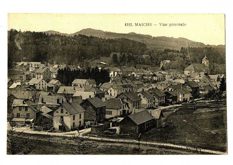 Carte postale ancienne Doubs Maîche Vue générale à Doubs